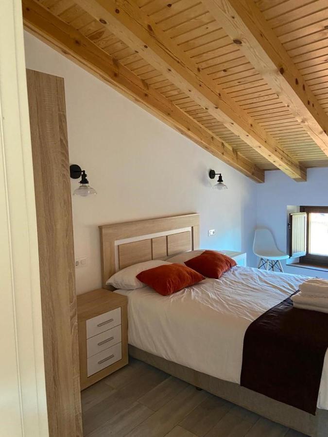 Apartamentos Rurales La Plaza 2 Дуруэло-де-ла-Сьерра Экстерьер фото