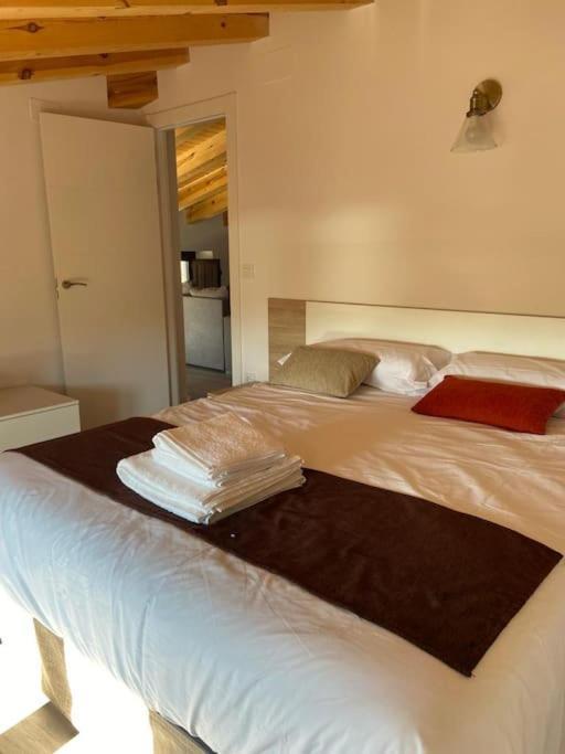 Apartamentos Rurales La Plaza 2 Дуруэло-де-ла-Сьерра Экстерьер фото