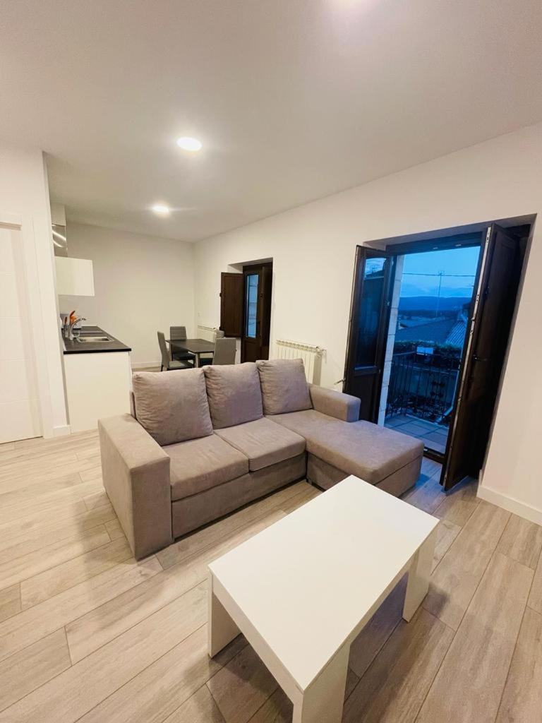 Apartamentos Rurales La Plaza 2 Дуруэло-де-ла-Сьерра Экстерьер фото