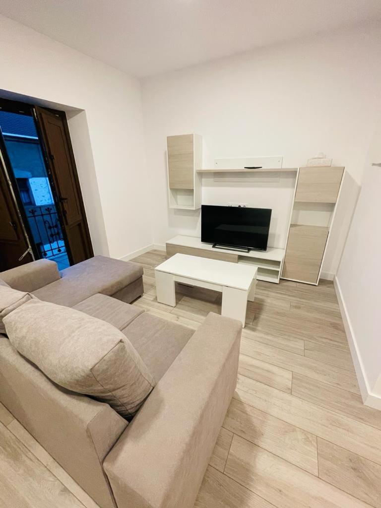 Apartamentos Rurales La Plaza 2 Дуруэло-де-ла-Сьерра Экстерьер фото